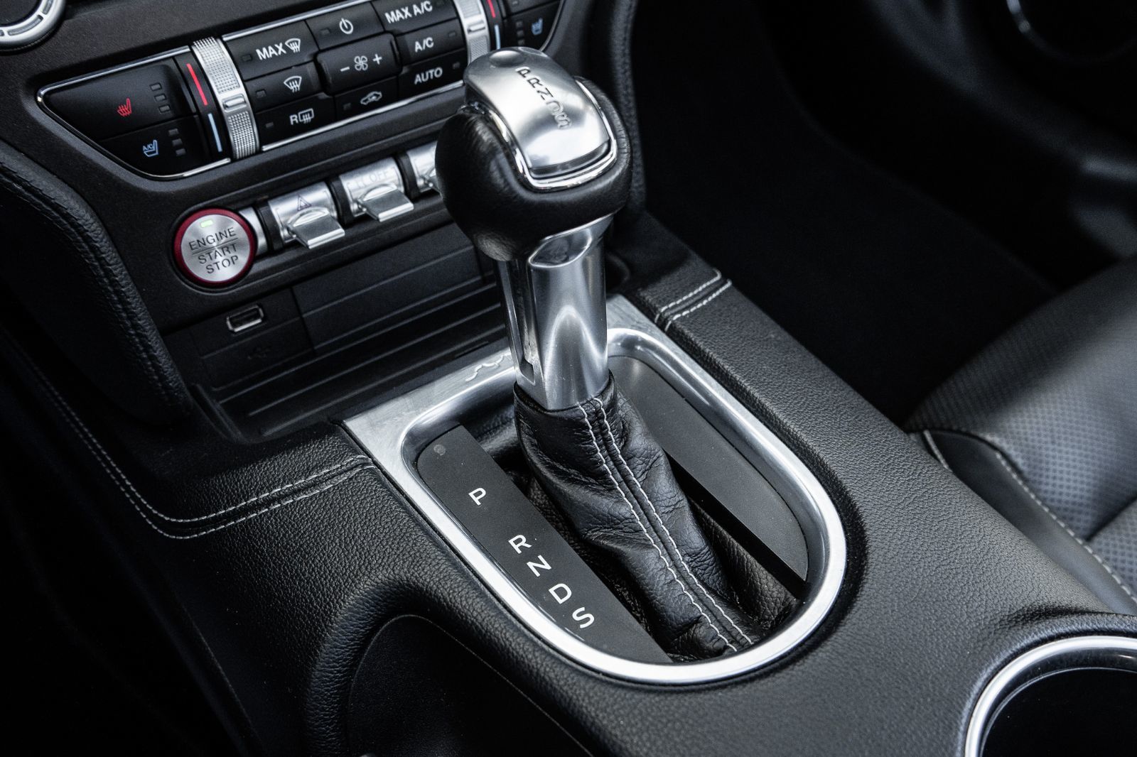 2020 Ford Mustang Ecoboost premium convertible-13