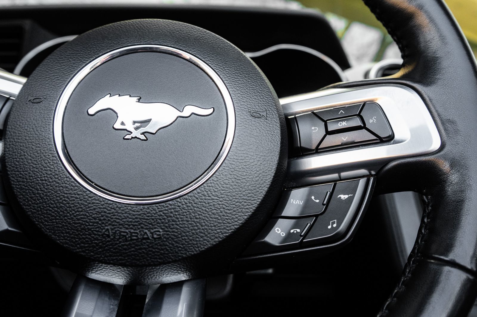 2020 Ford Mustang Ecoboost premium convertible-9