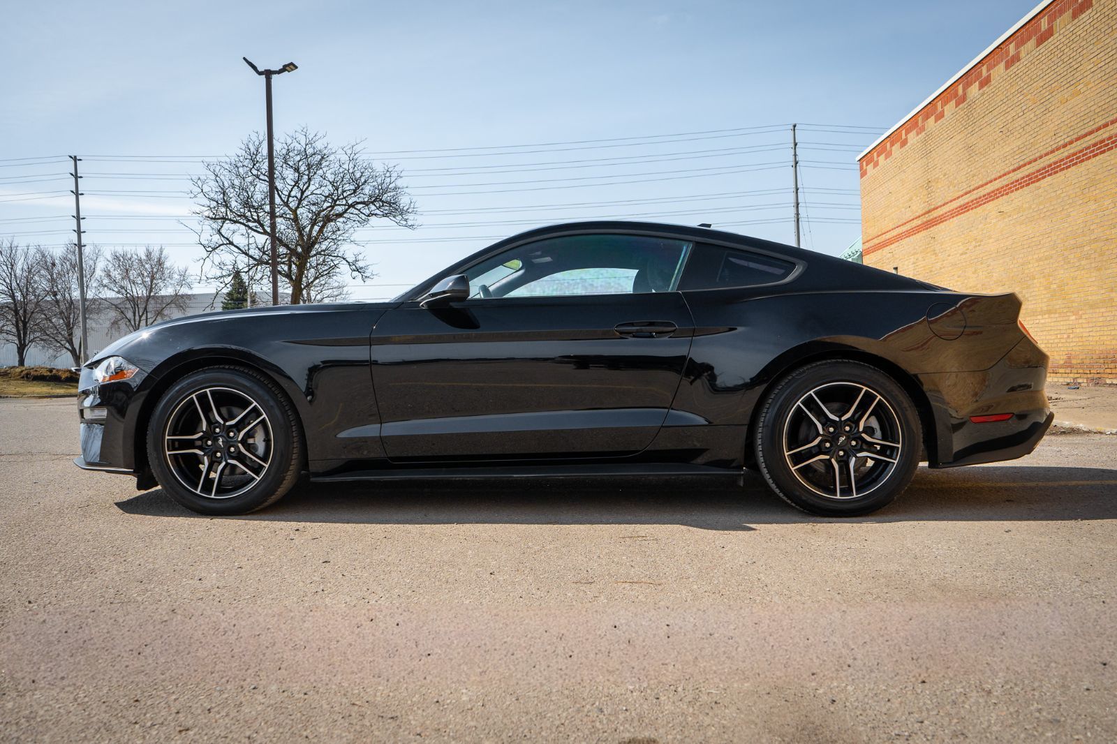 2023 Ford Mustang Ecoboost-5