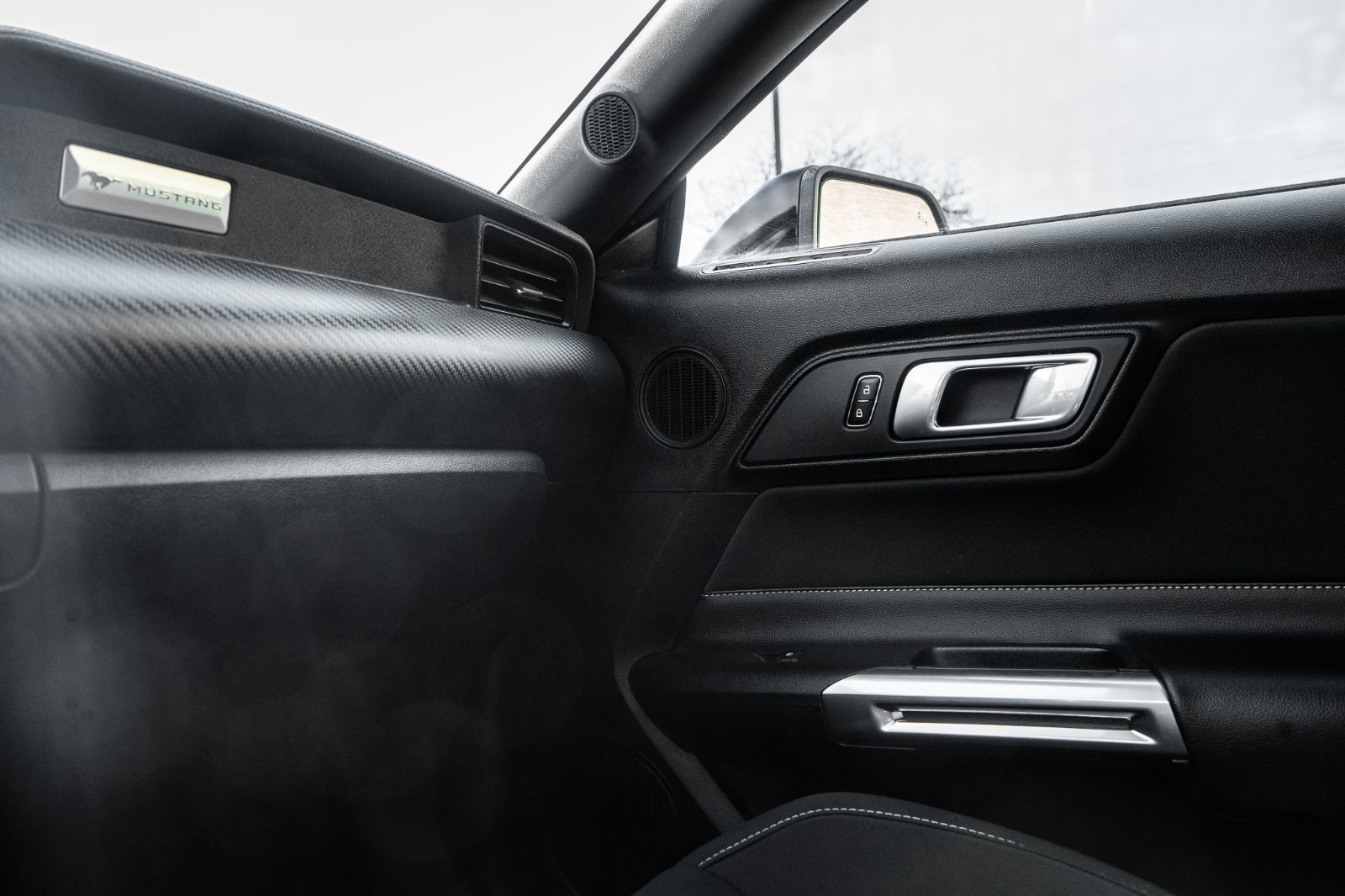 2023 Ford Mustang Ecoboost-15