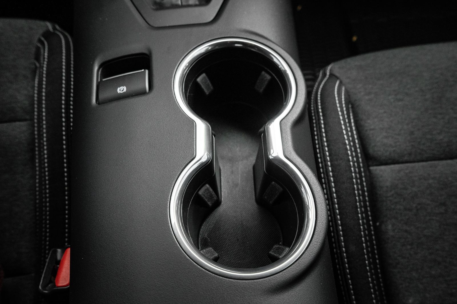 2024 Ford Mustang Ecoboost-16