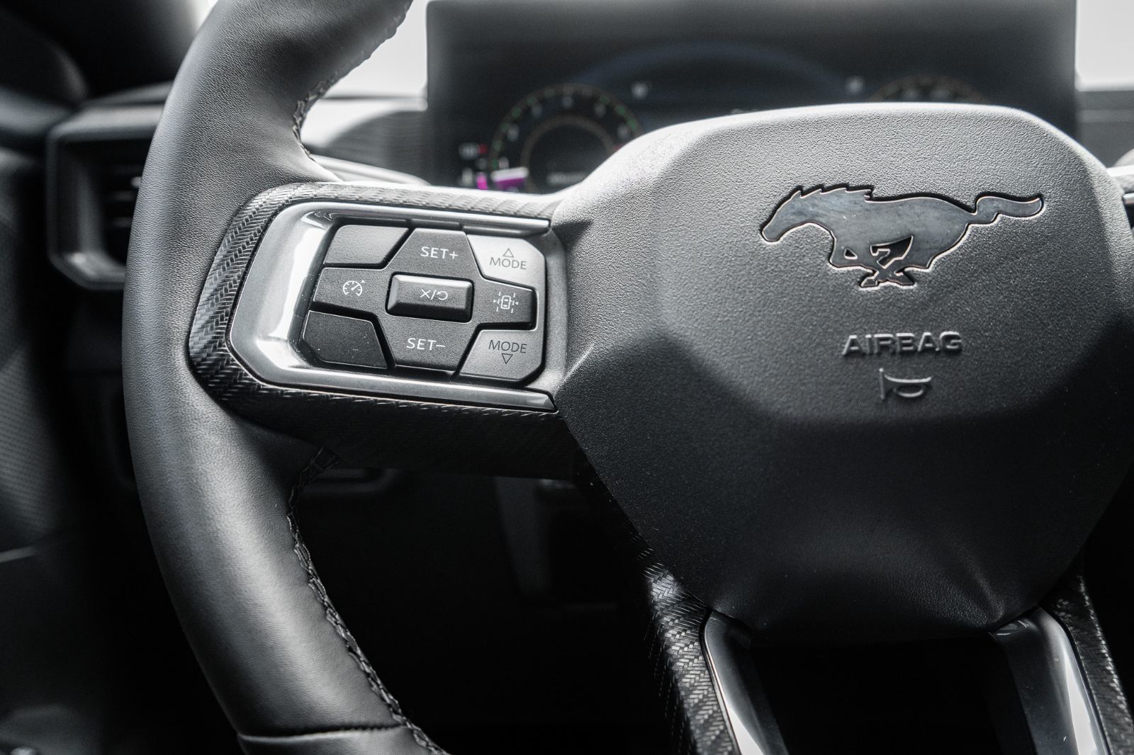 2024 Ford Mustang Ecoboost-8