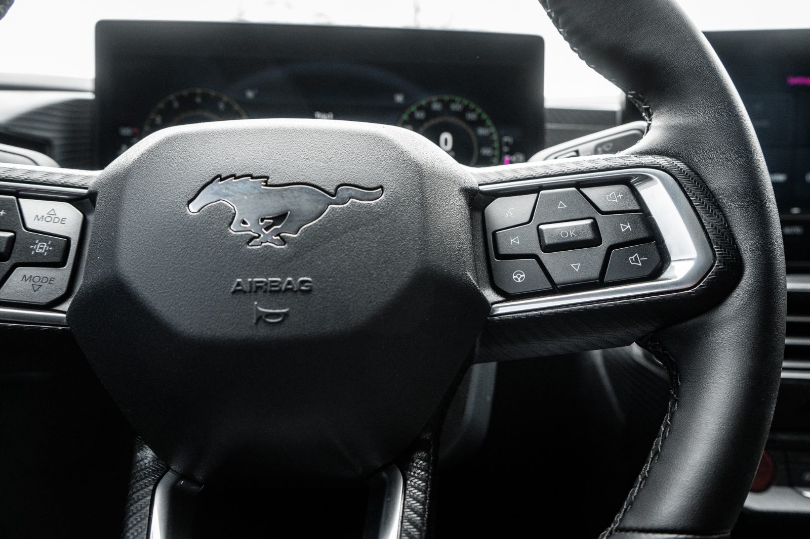 2024 Ford Mustang Ecoboost-9