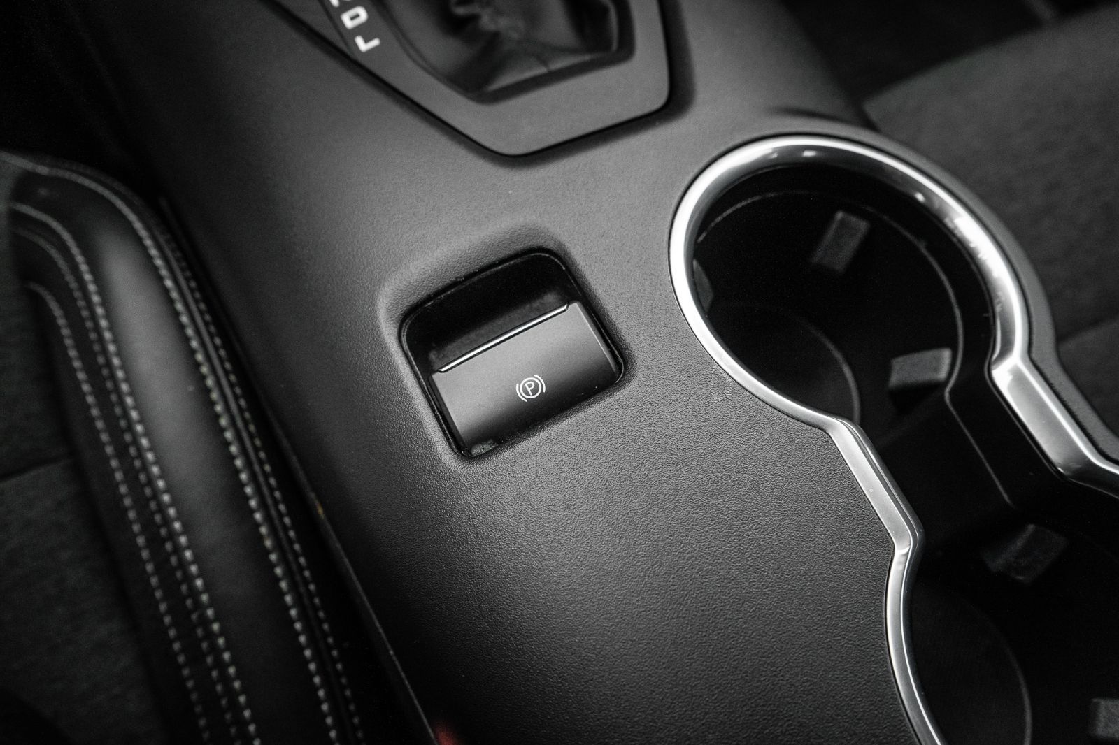 2024 Ford Mustang Ecoboost-14