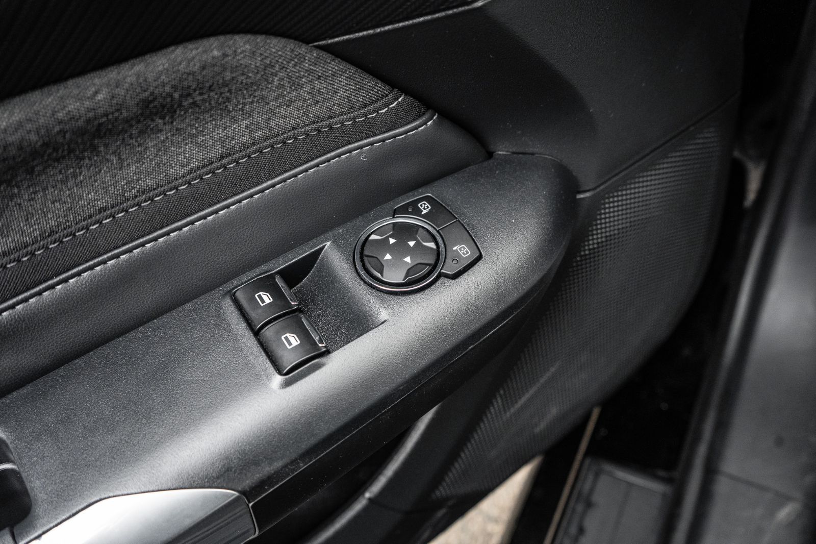 2024 Ford Mustang Ecoboost-19