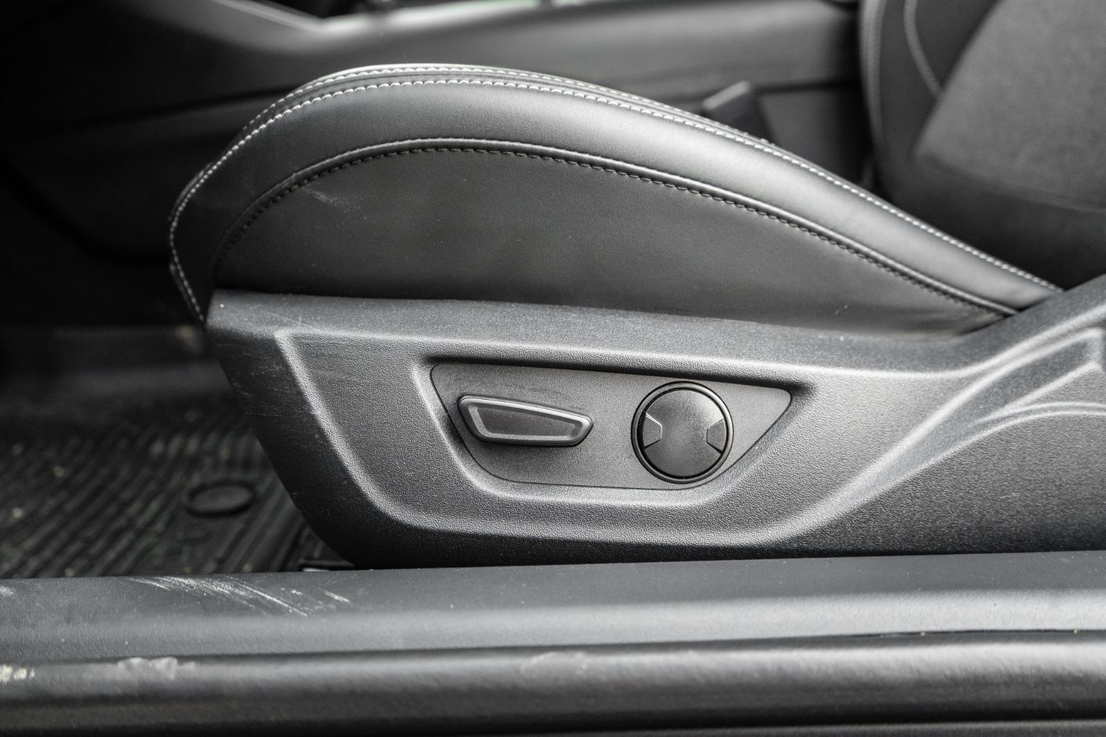 2024 Ford Mustang GT-25