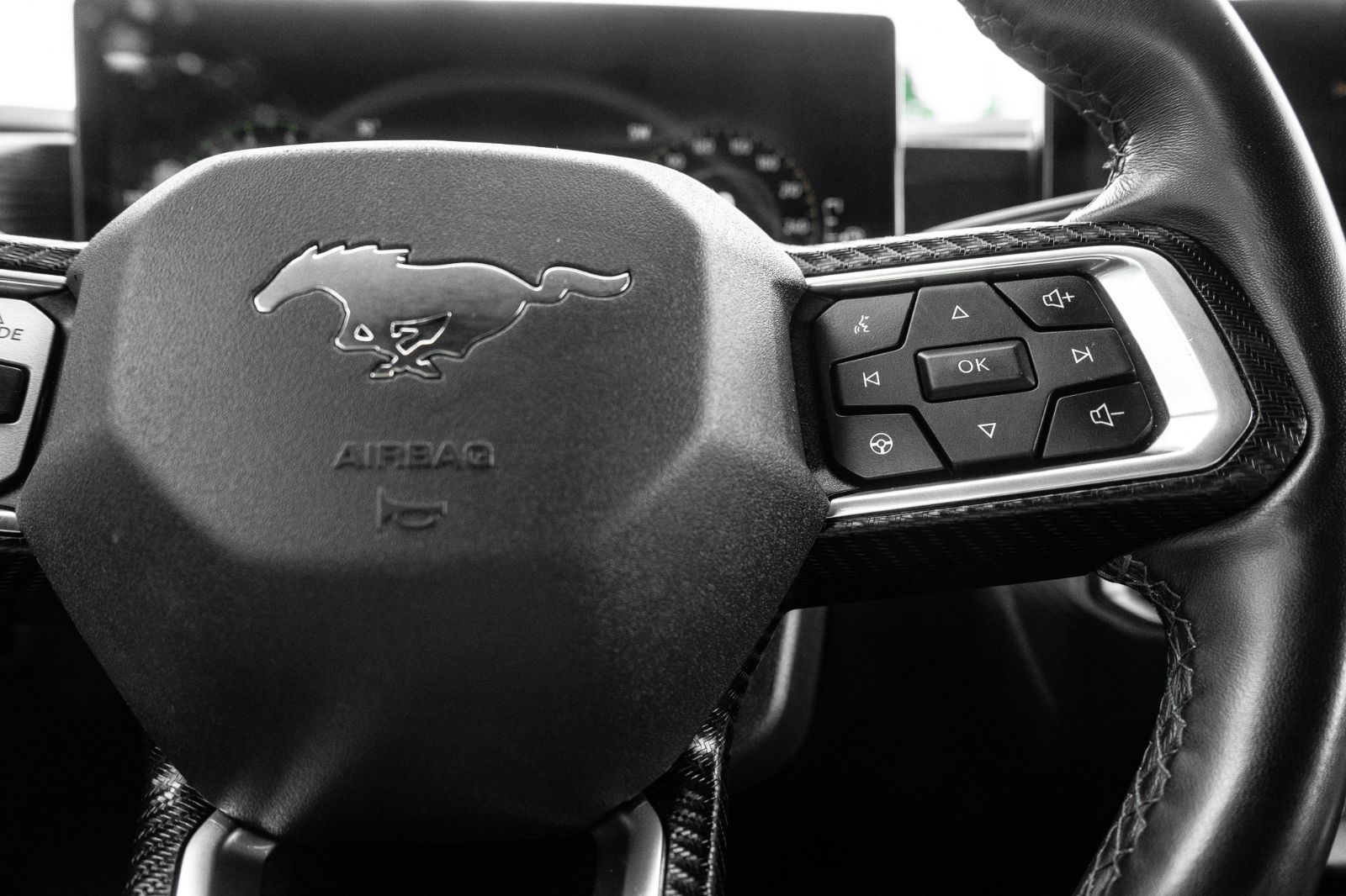 2025 Ford Mustang GT MANUAL-10