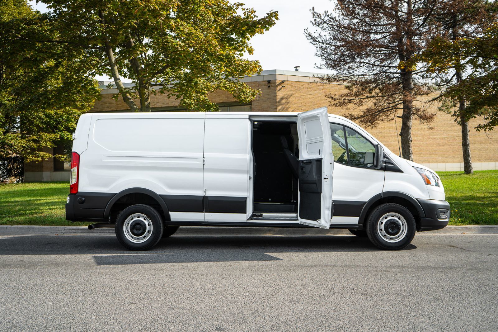 2021 Ford Transit Cargo Van 250 LOW RF CARGO-4