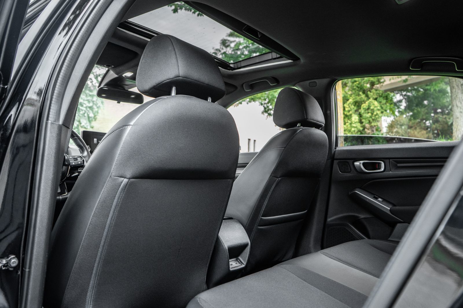 2023 Honda Civic Hatchback SPORT-25
