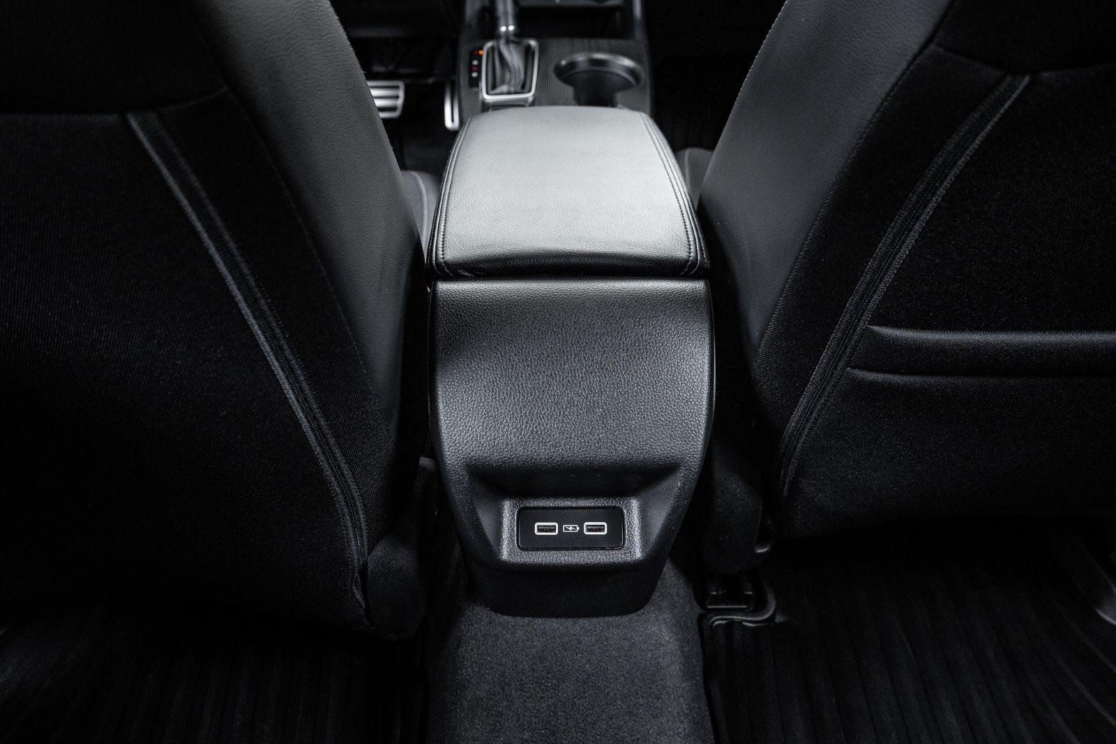 2023 Honda Civic Hatchback SPORT-27