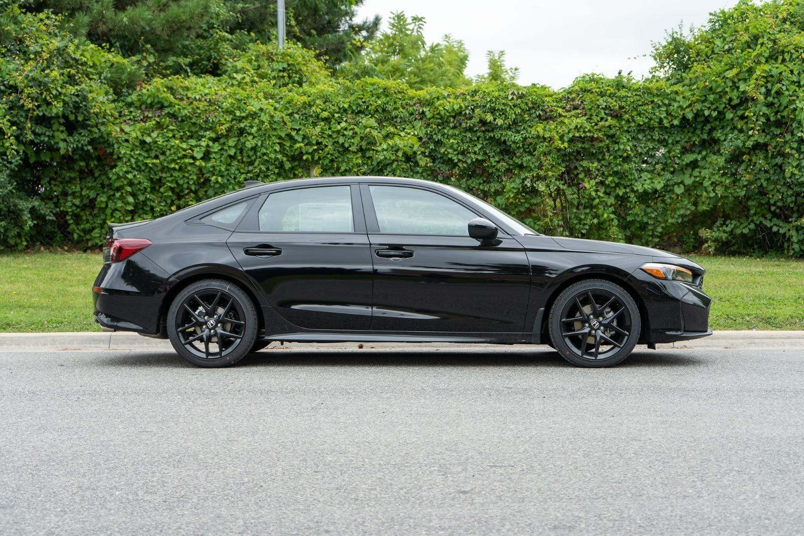 2025 Honda Civic Sedan Hybrid Sport-3