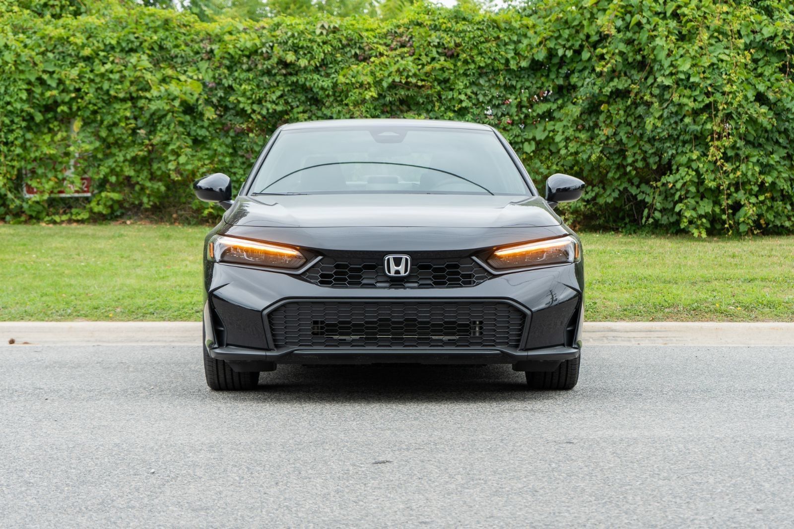 2025 Honda Civic Sedan Hybrid Sport-1
