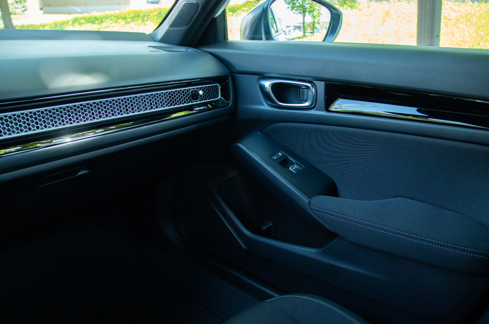 2025 Honda Civic Sedan Hybrid Sport-12