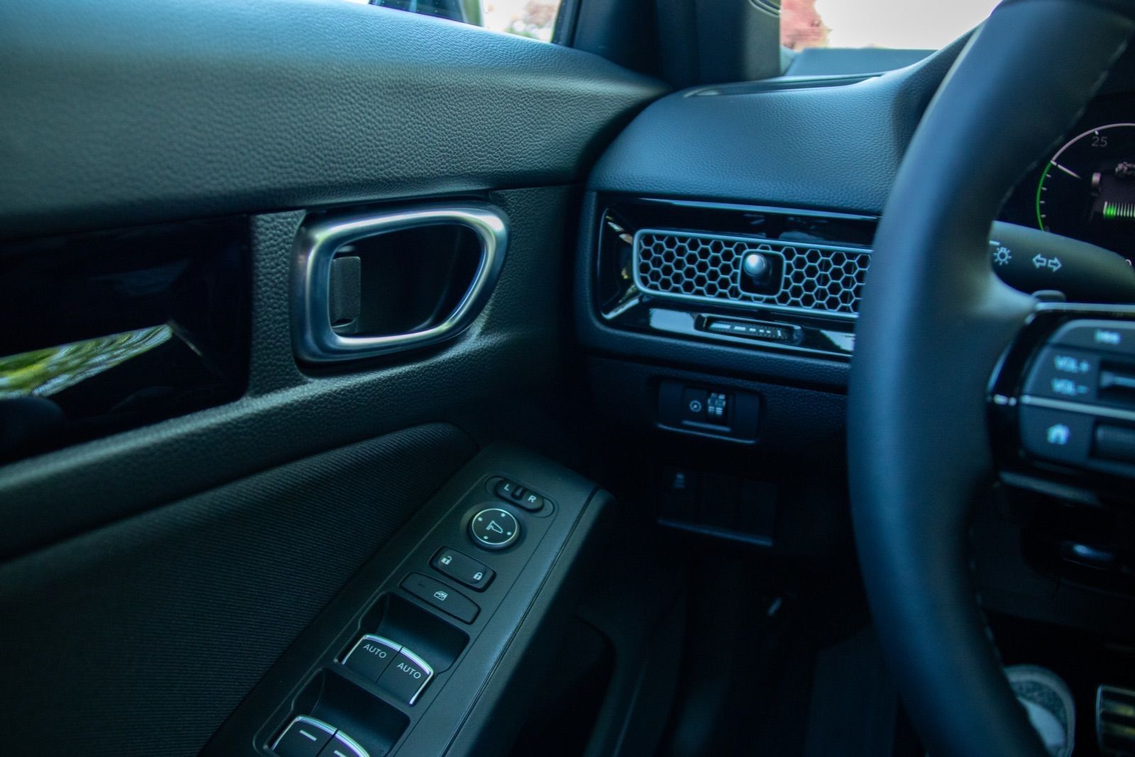 2025 Honda Civic Sedan Hybrid Sport-13