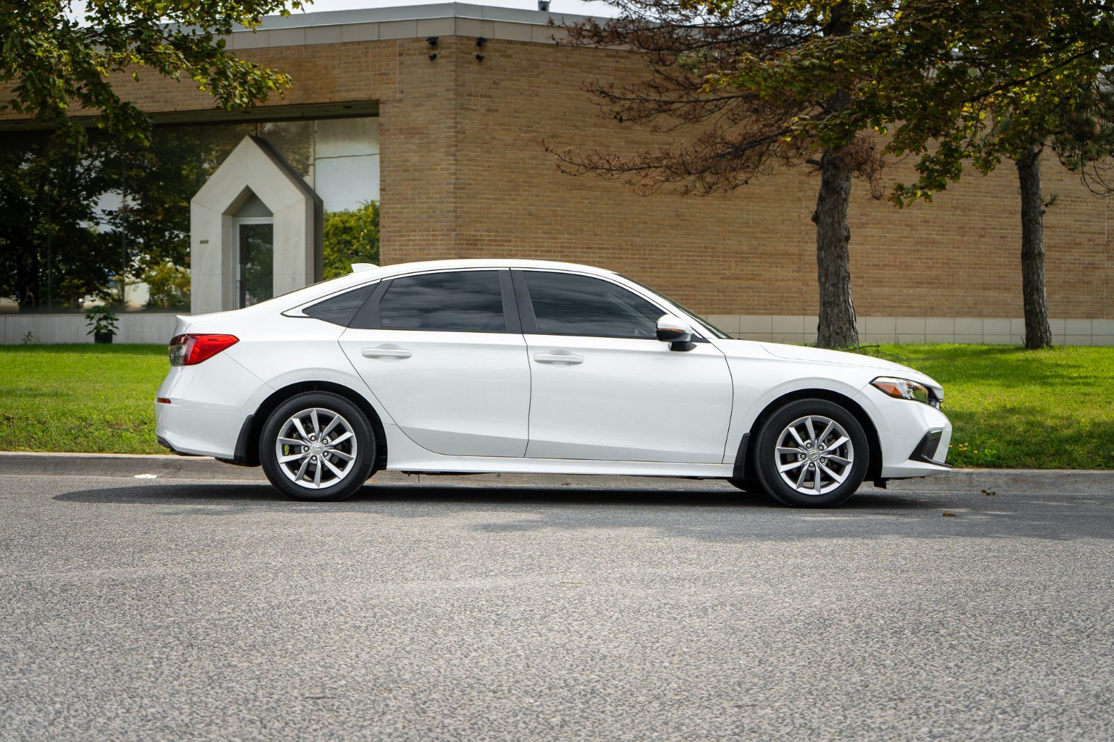 2022 Honda Civic Sedan EX-3