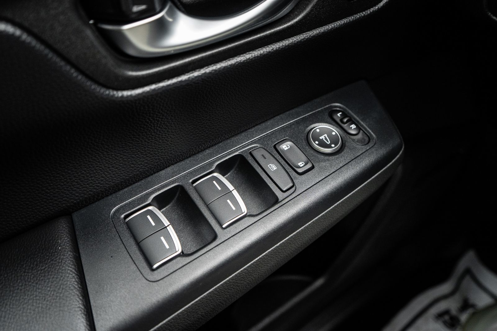 2024 Honda CR-V Hybrid EX-L-23