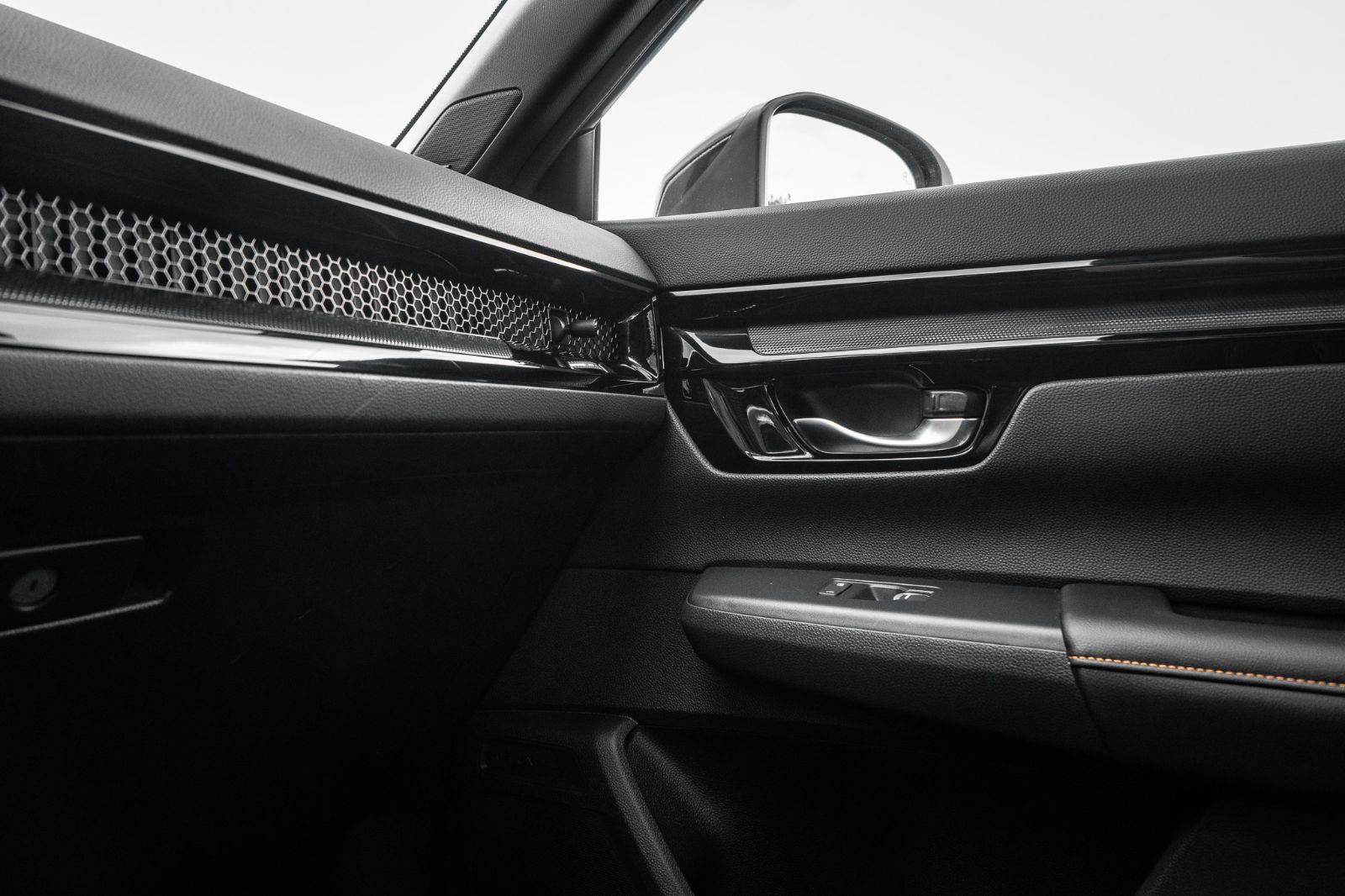 2024 Honda CR-V Hybrid Touring-19