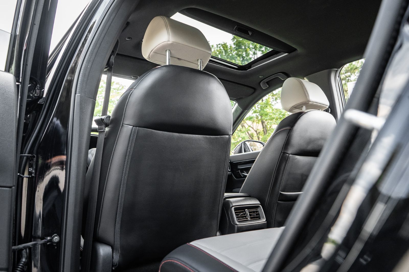 2025 Honda CR-V Hybrid Sport Touring-27