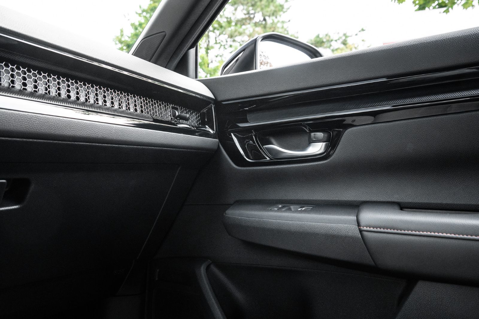 2025 Honda CR-V Hybrid Sport Touring-20