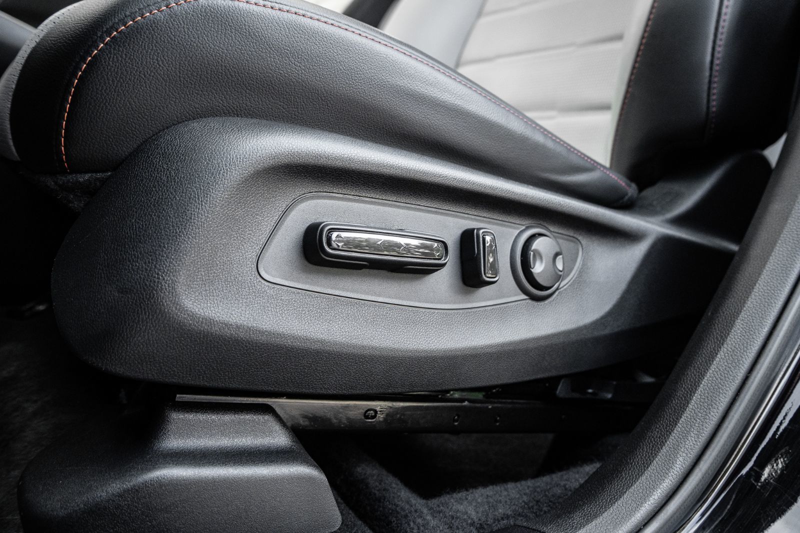 2025 Honda CR-V Hybrid Sport Touring-26