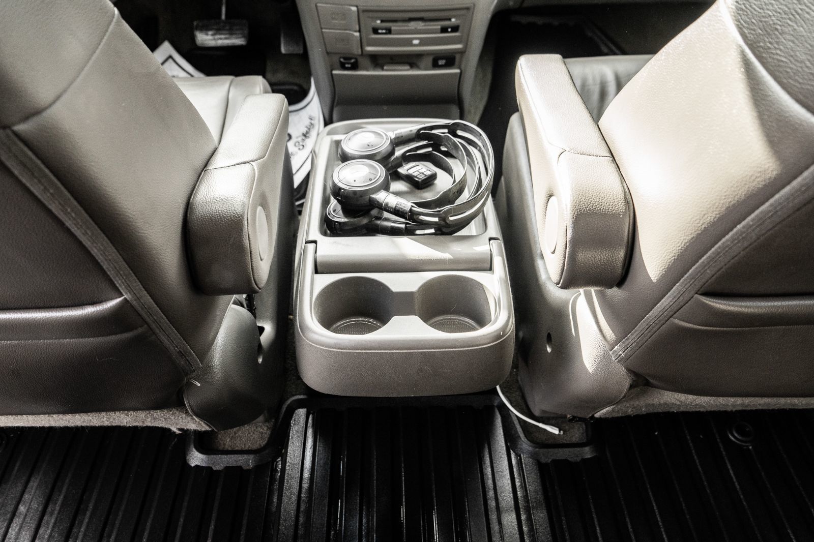 2017 Honda Odyssey Touring-34