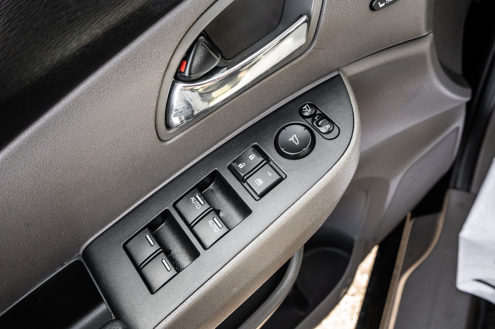 2017 Honda Odyssey Touring-23