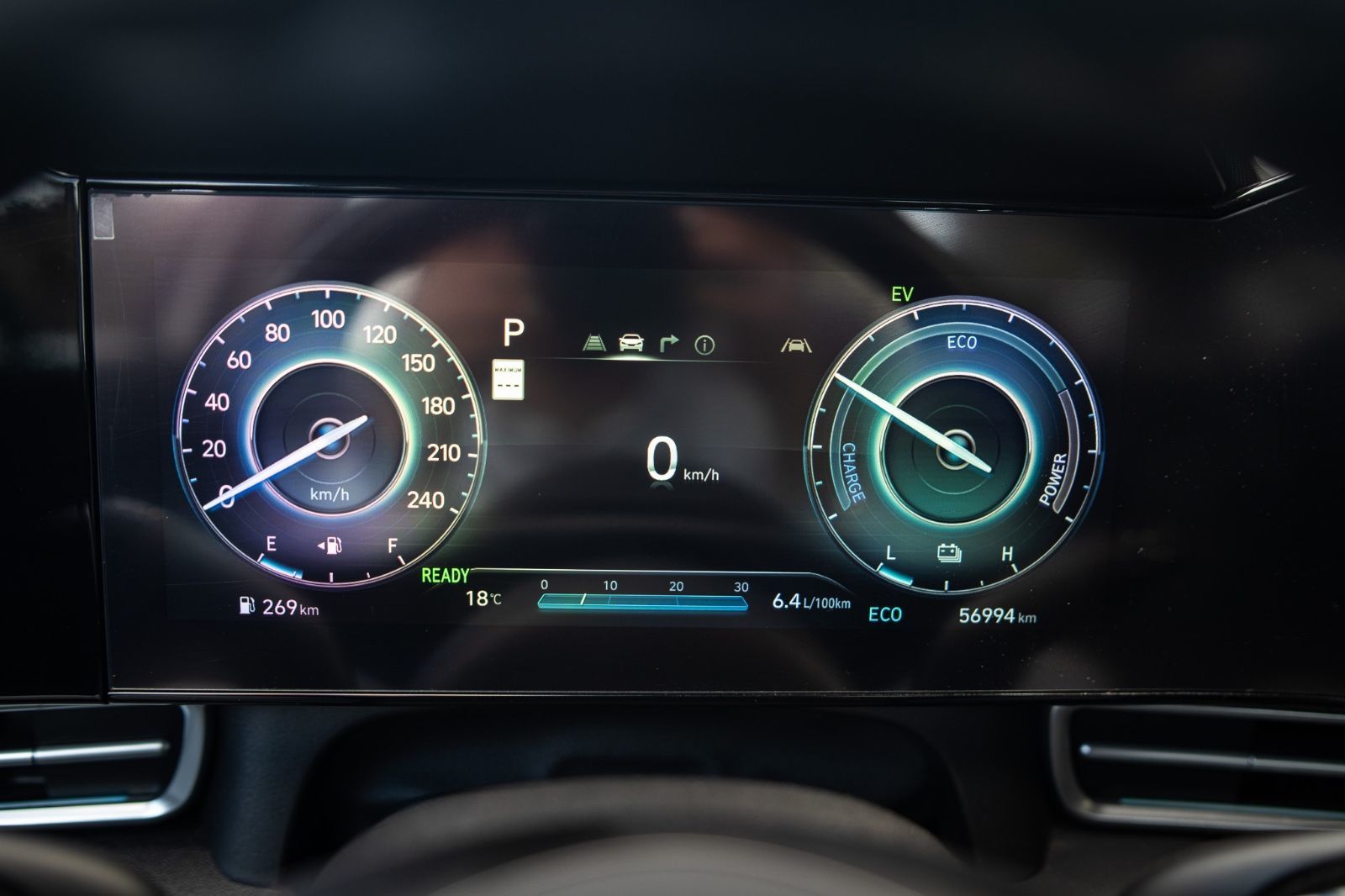 2024 Hyundai Elantra Hybrid Luxury-9