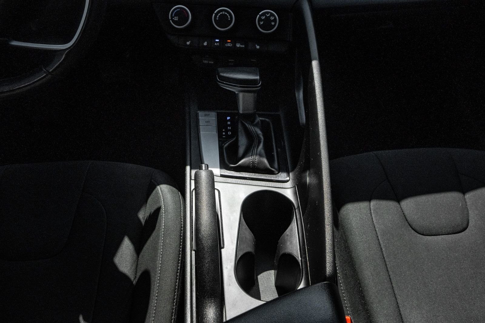 2021 Hyundai Elantra Preferred-9