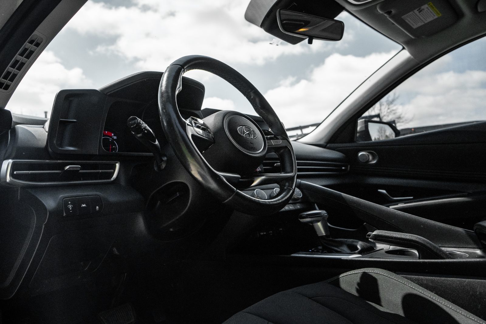 2021 Hyundai Elantra Preferred-23