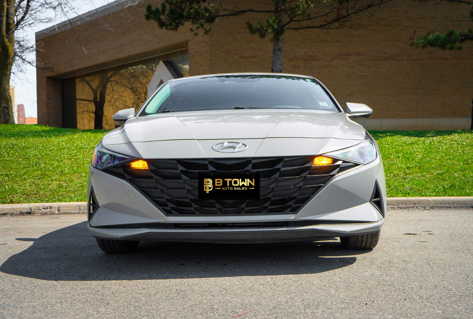 2021 Hyundai Elantra Preferred-1