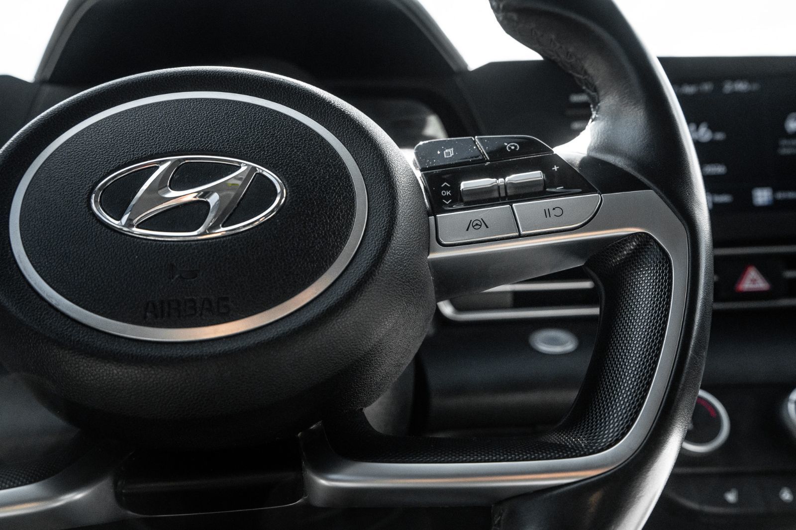 2021 Hyundai Elantra Preferred-12