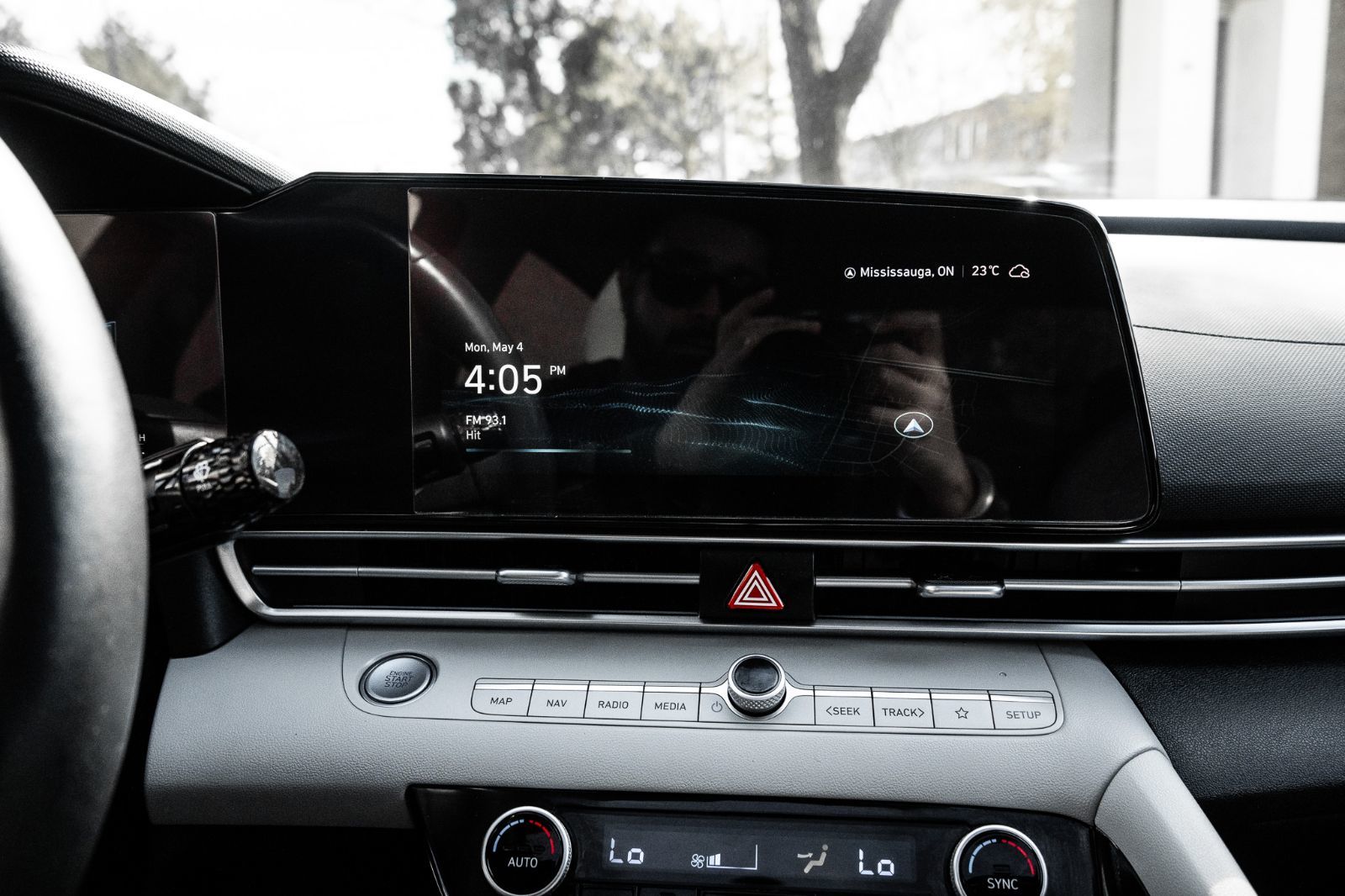 2023 Hyundai Elantra Luxury-14
