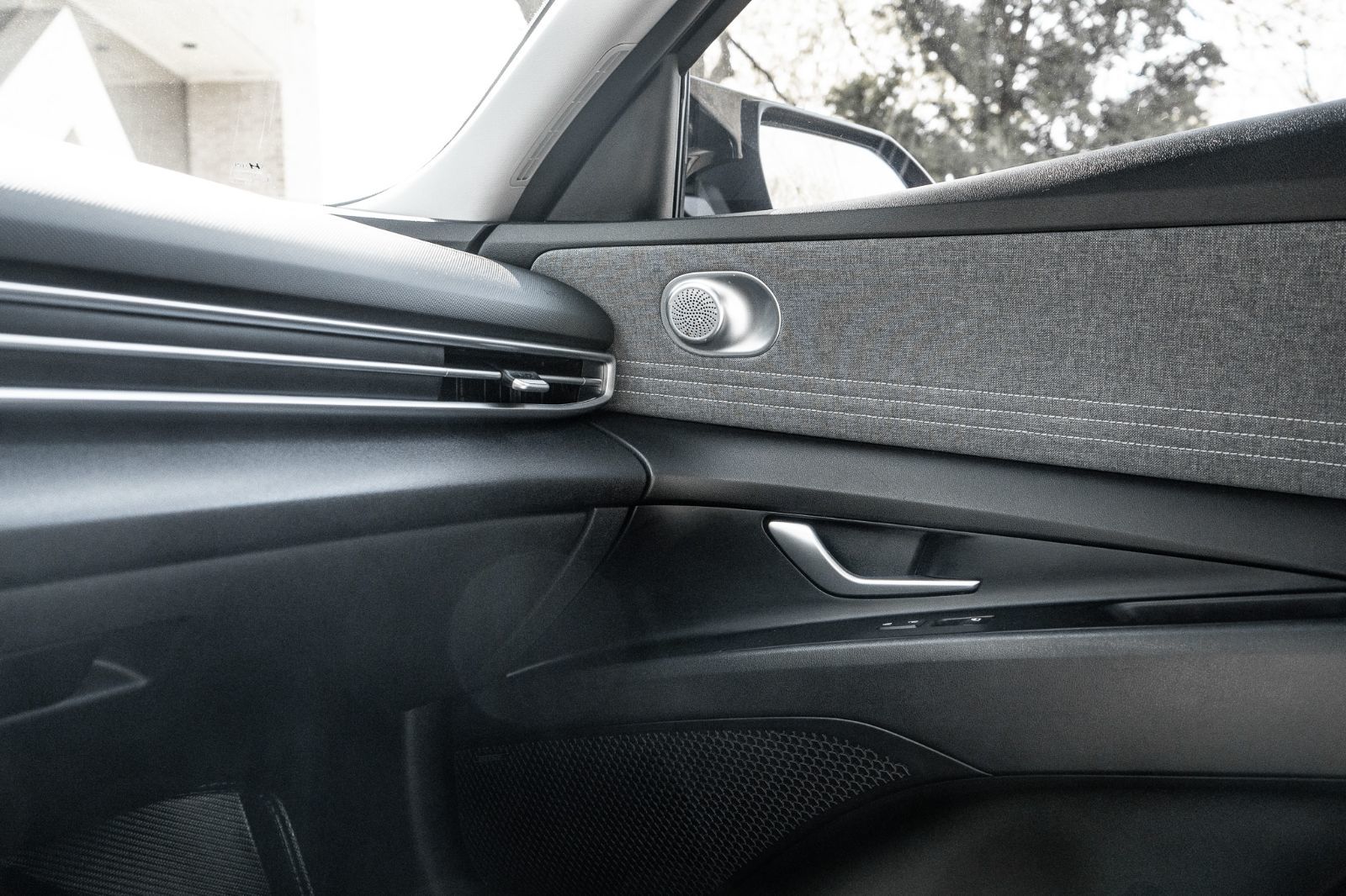 2023 Hyundai Elantra Luxury-19