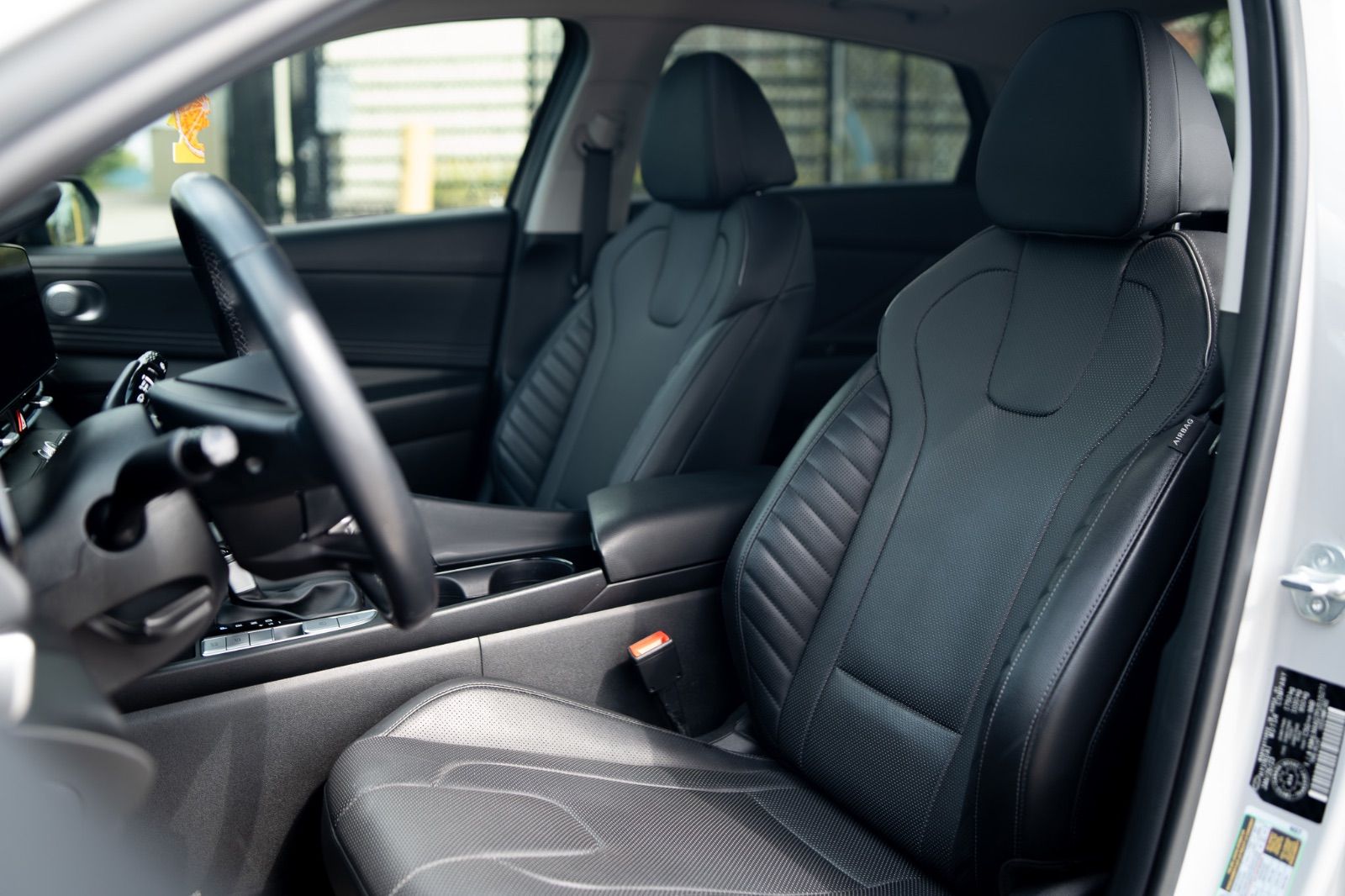 2023 Hyundai Elantra Luxury-20