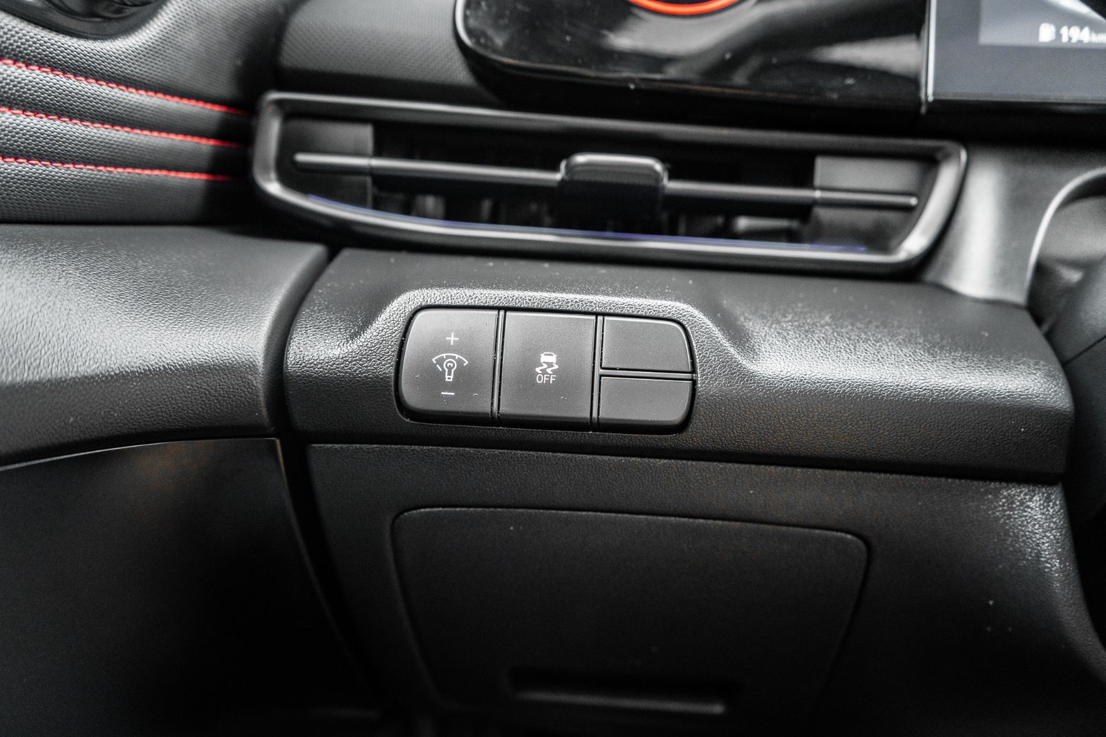 2024 Hyundai Elantra N Line Ultimate-21