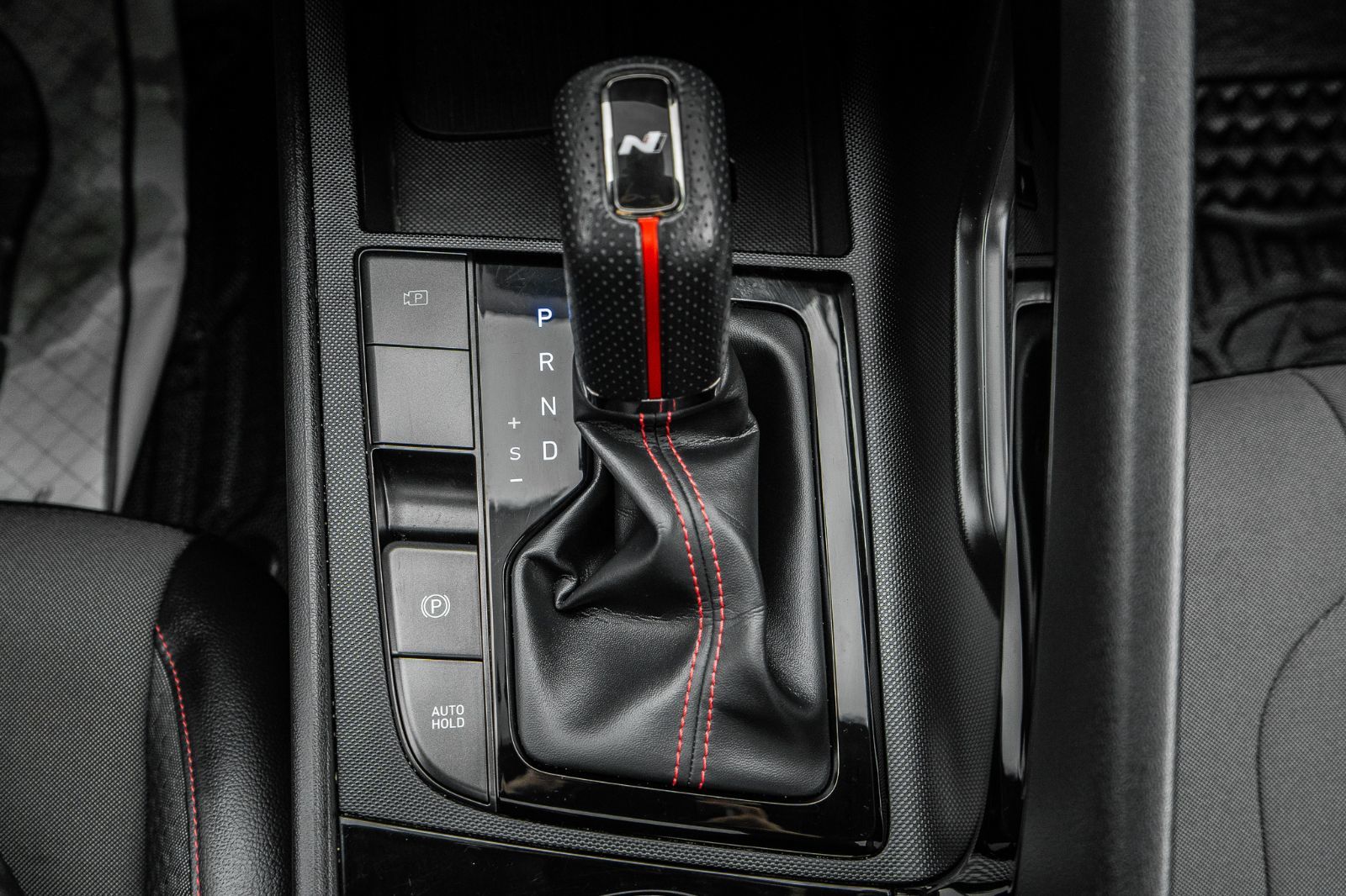 2024 Hyundai Elantra N Line Ultimate-17