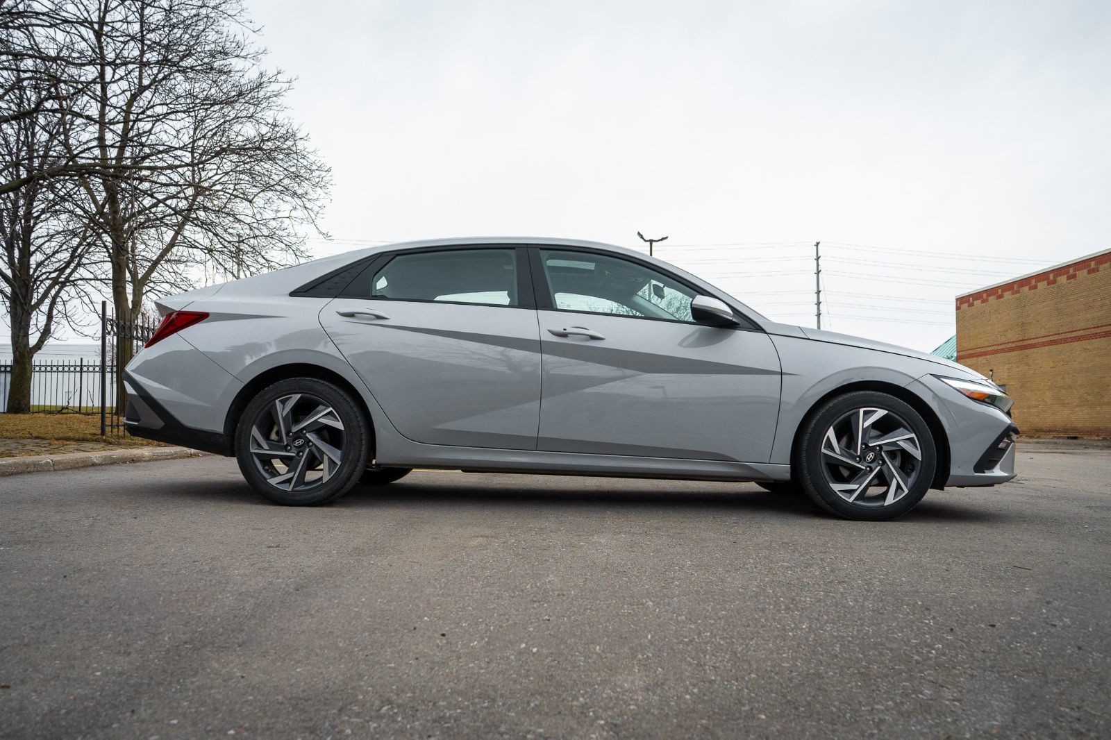 2025 Hyundai Elantra Preferred TECH-3