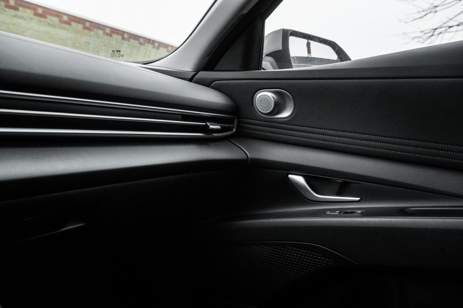 2025 Hyundai Elantra Preferred TECH-18