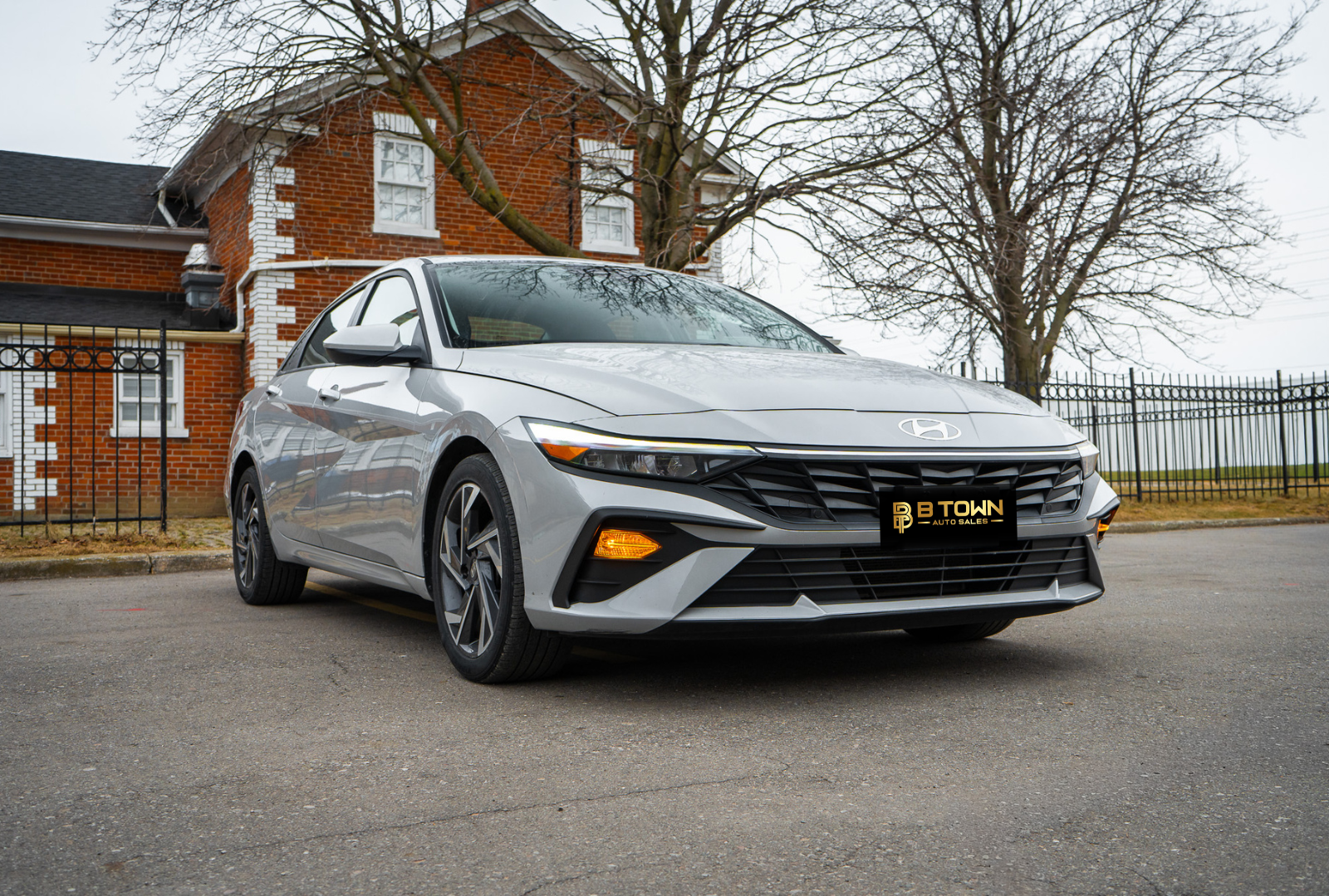 2025 Hyundai Elantra Preferred TECH-2