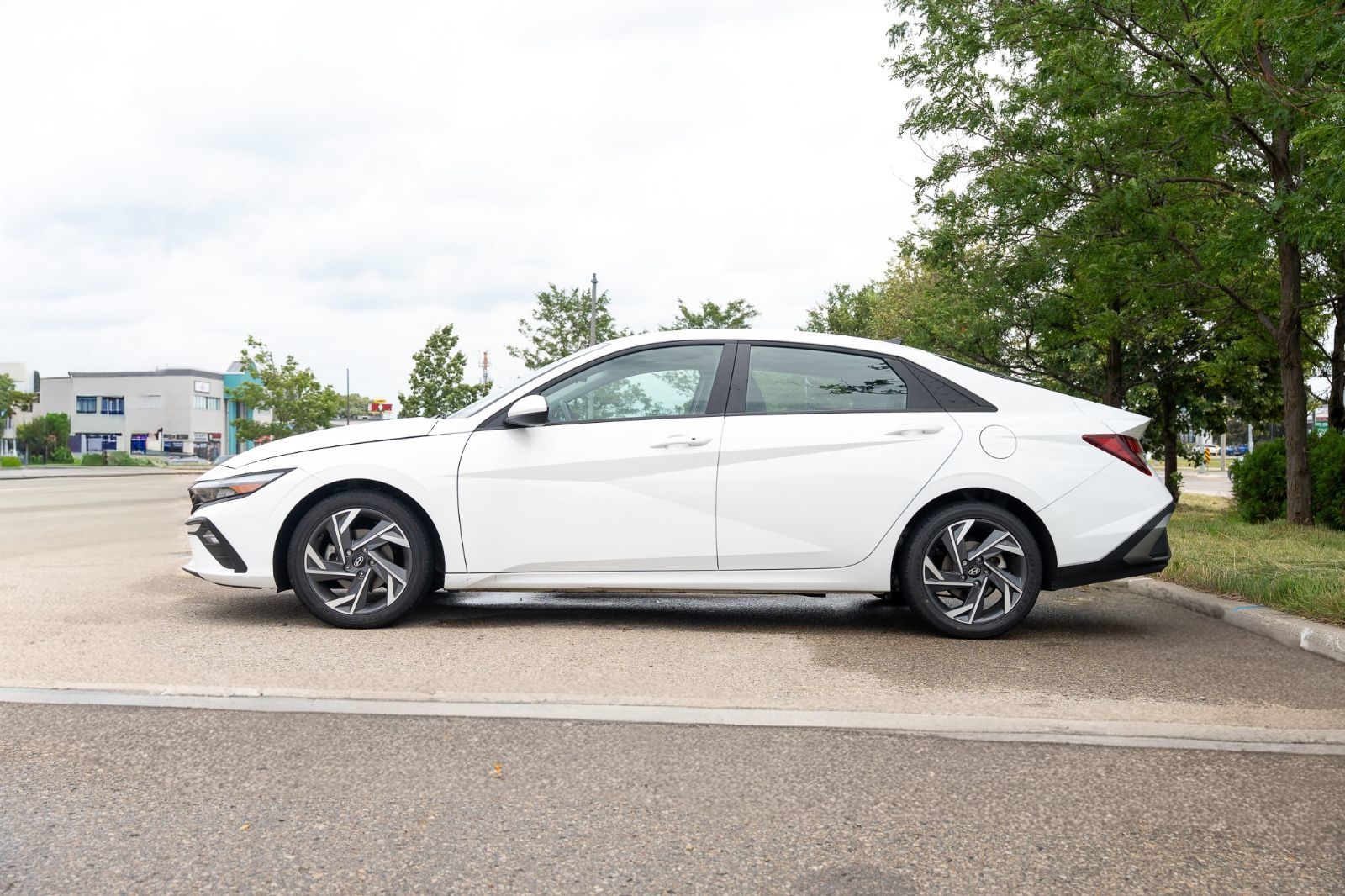 2025 Hyundai Elantra Preferred Tech-3