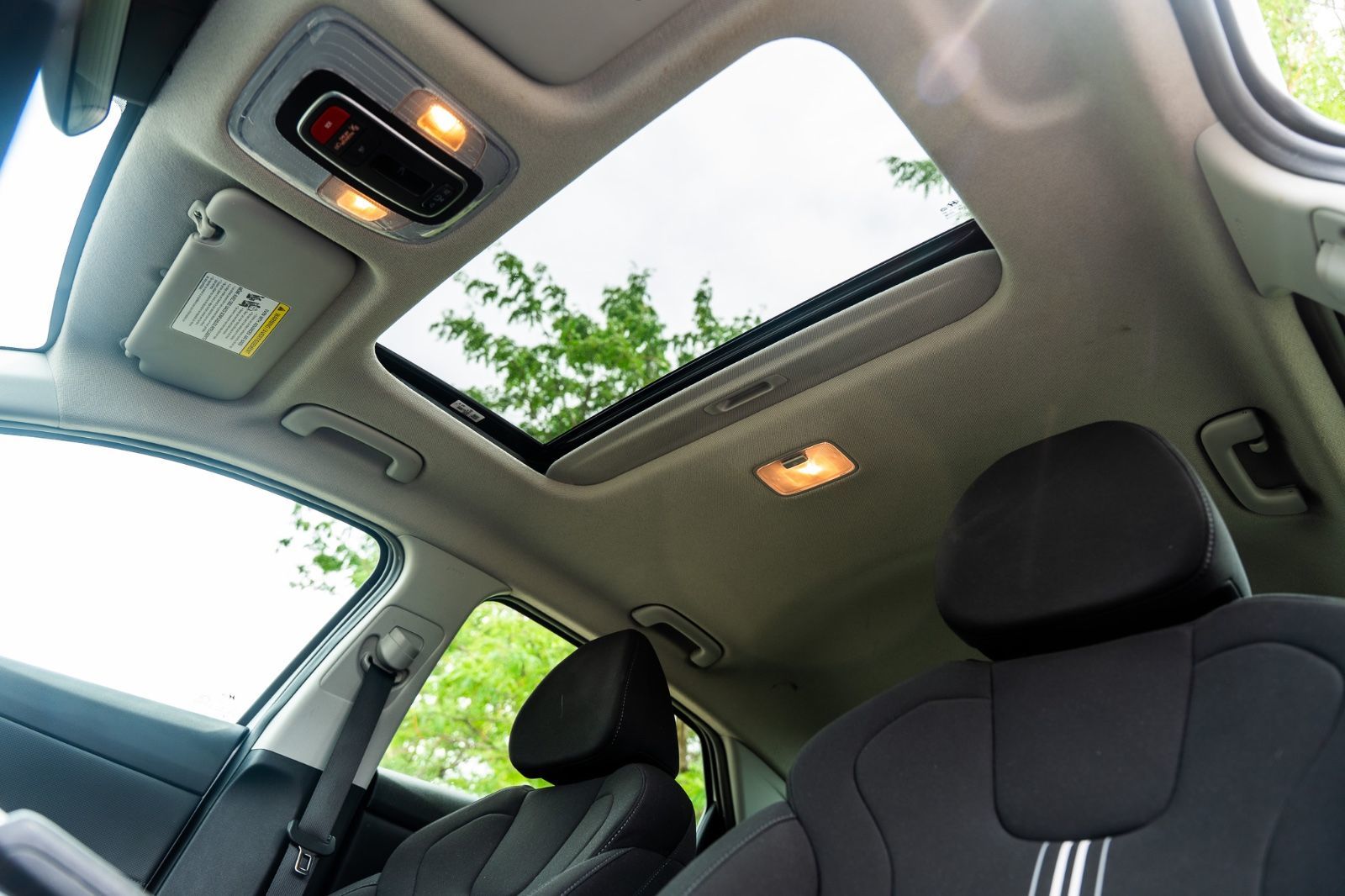 2025 Hyundai Elantra Preferred Tech-7