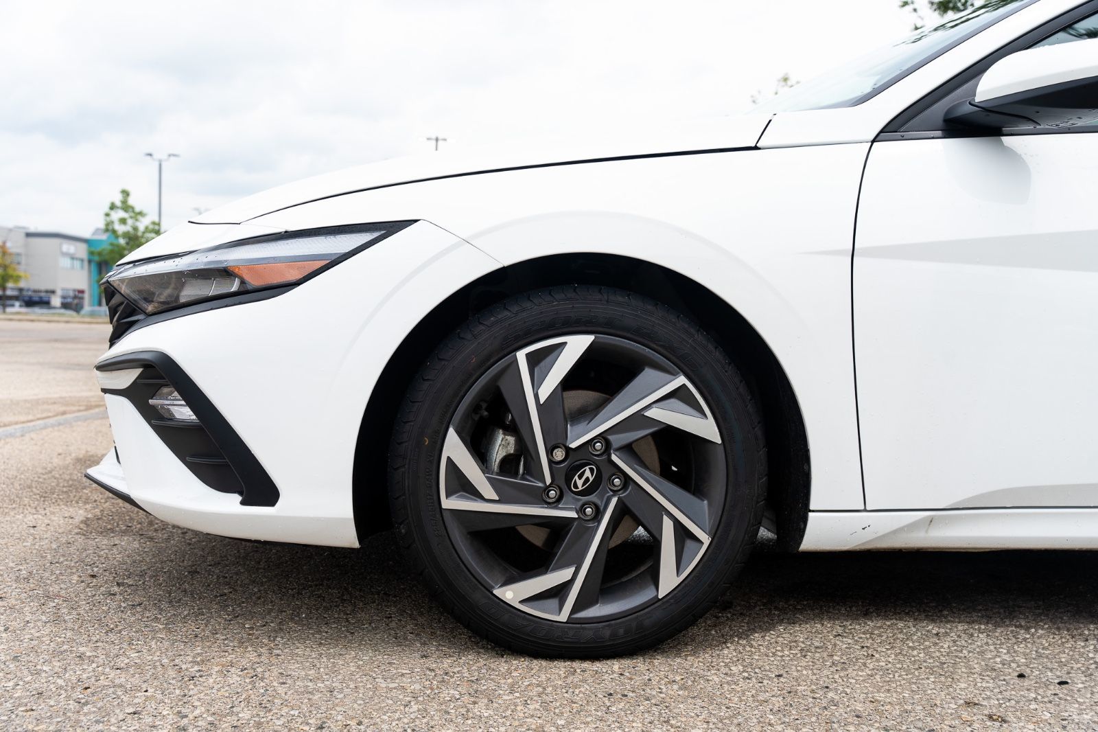 2025 Hyundai Elantra Preferred Tech-4