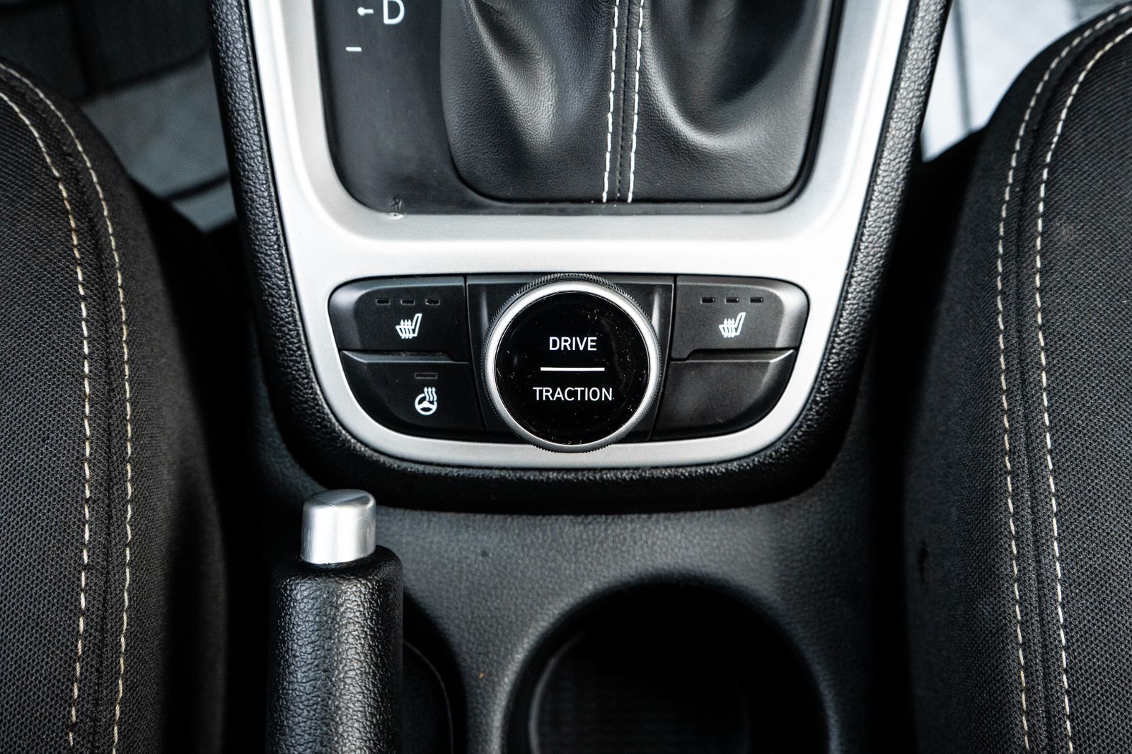 2023 Hyundai Venue Preferred-17