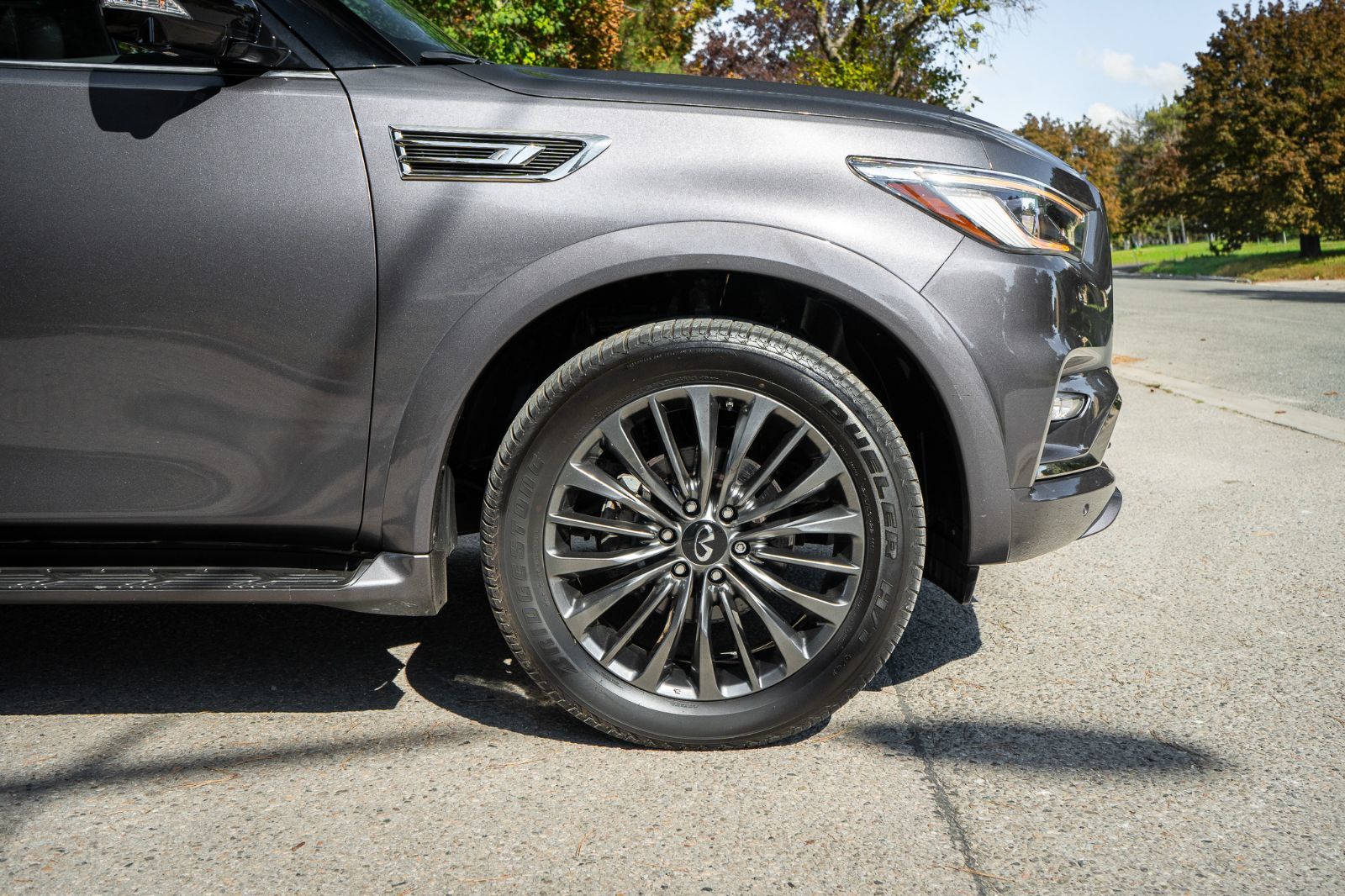 2024 Infiniti QX80 Luxe 7- Passenger-4