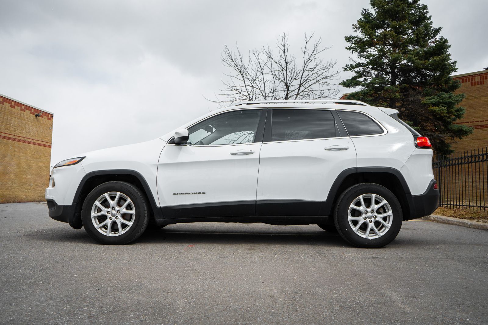 2014 Jeep Cherokee North-4