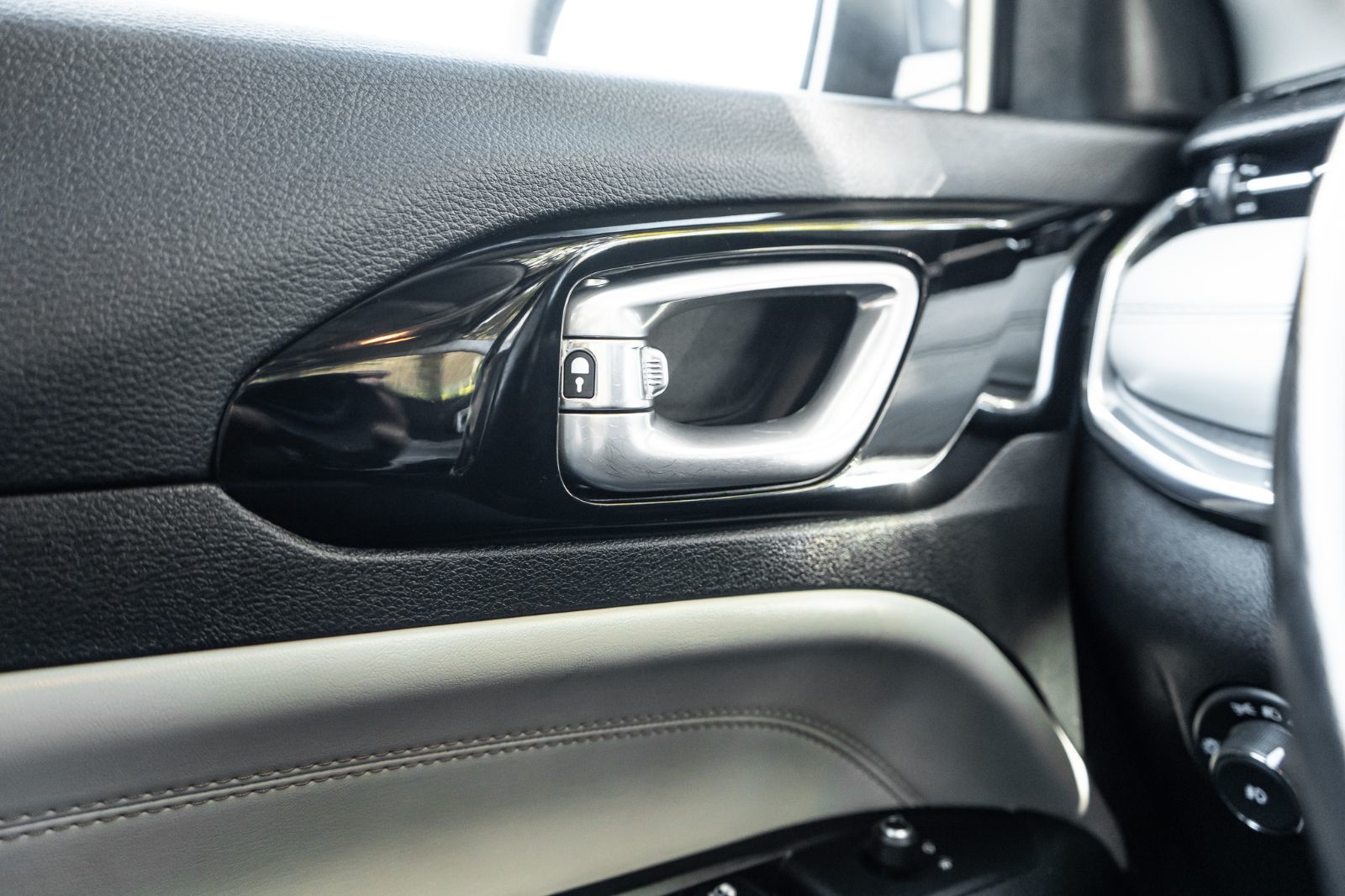 2022 Jeep Compass Limited-20