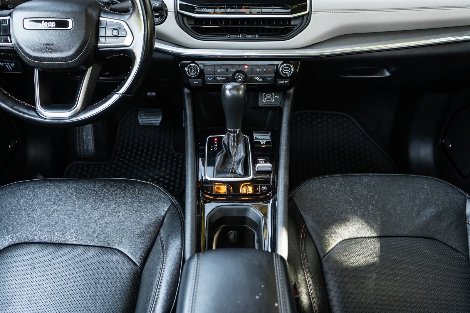 2022 Jeep Compass Limited-8