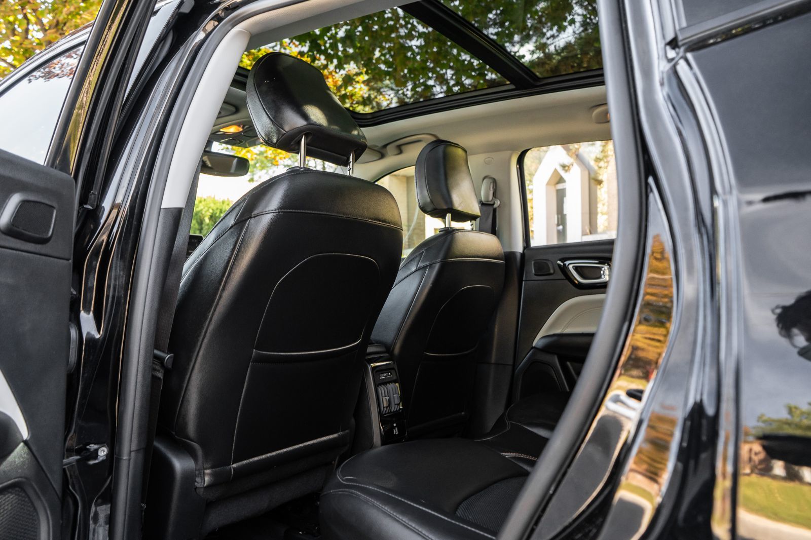 2022 Jeep Compass Limited-27
