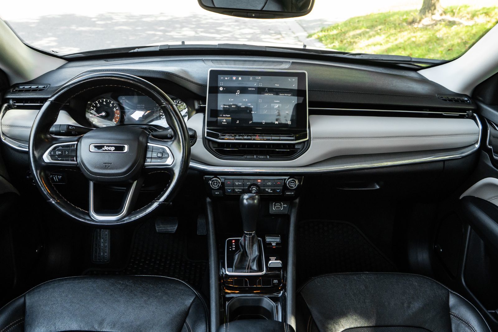 2022 Jeep Compass Limited-6