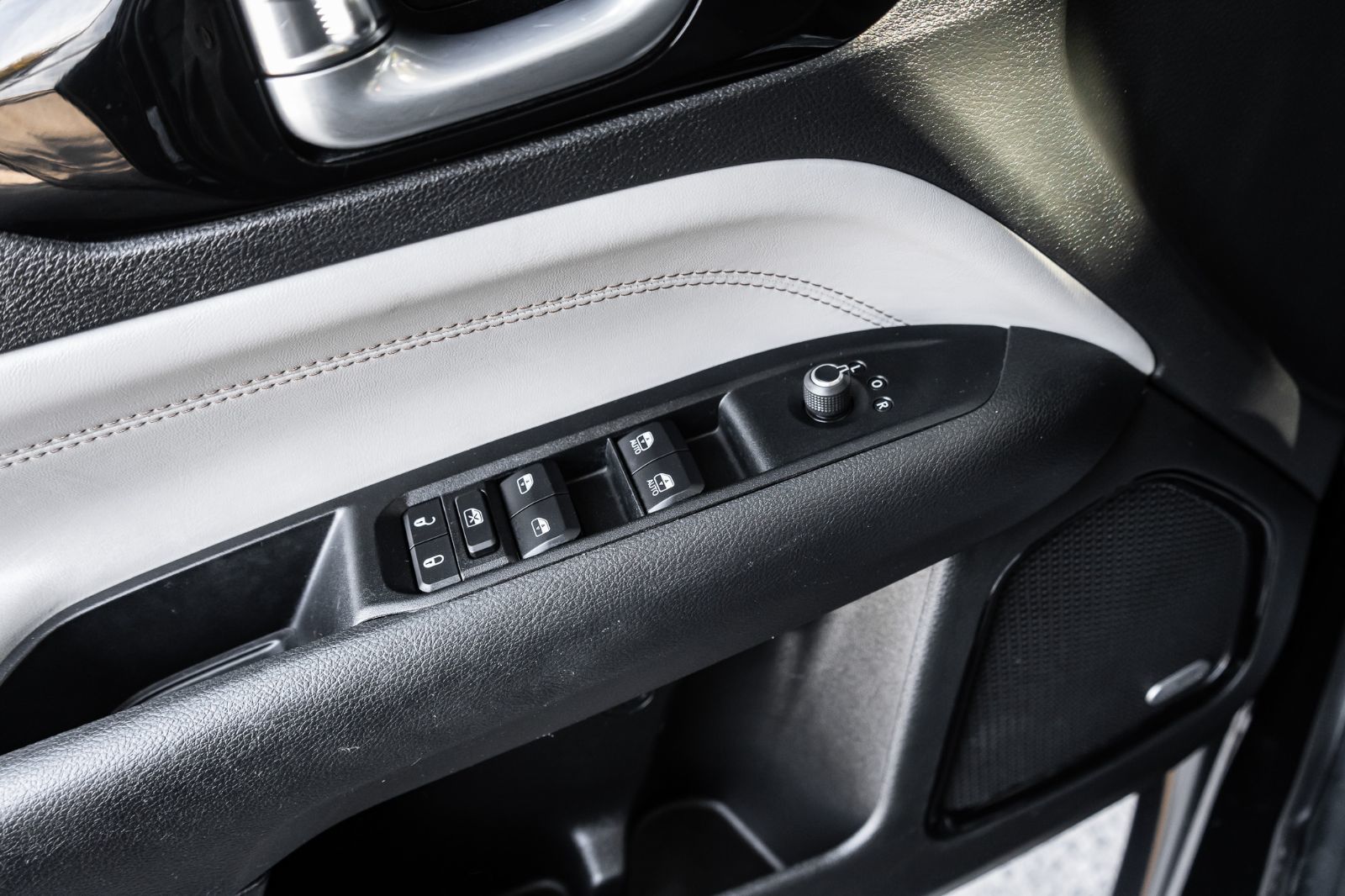 2022 Jeep Compass Limited-21